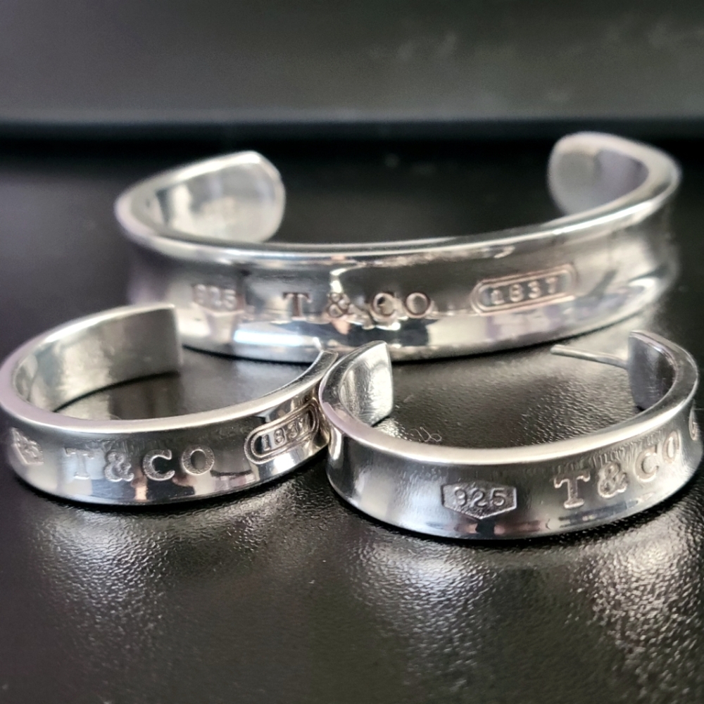 Tiffany & Co. Silver Wide Cuff Bracelet and Earrings Set